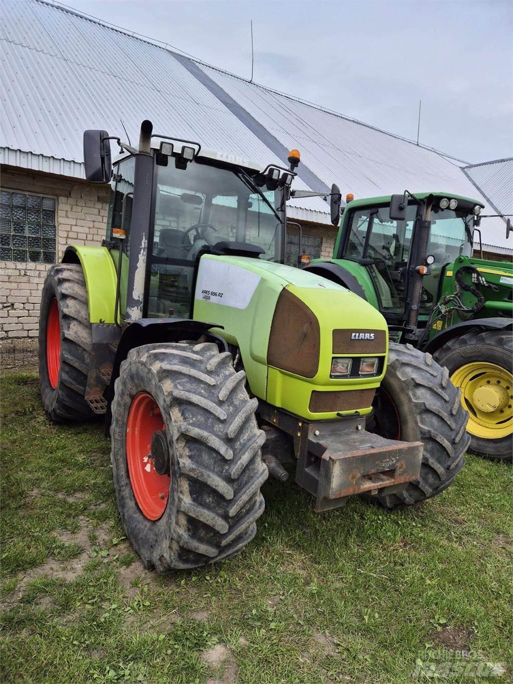CLAAS ARES 696 RZ الجرارات