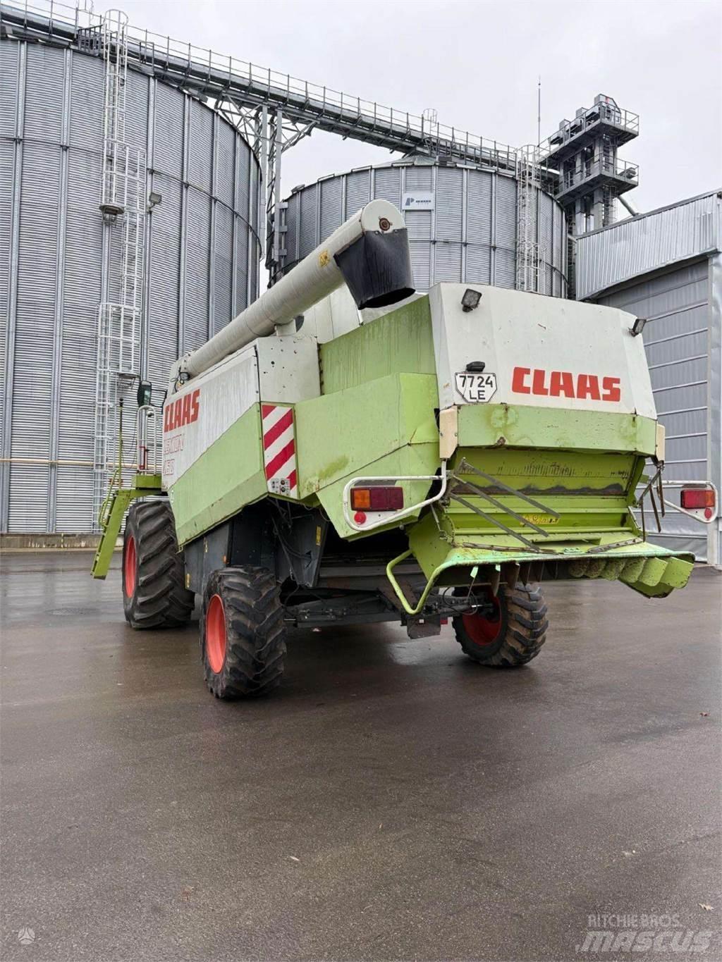 CLAAS LEXION 460 حصادات