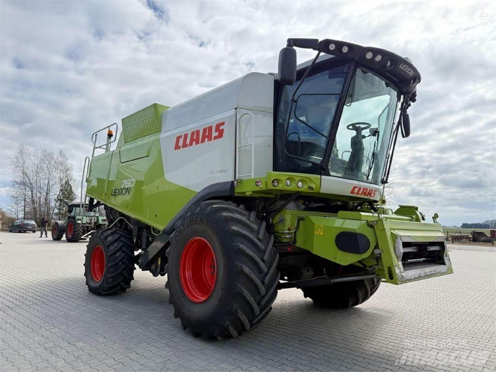 CLAAS LEXION 760 حصادات