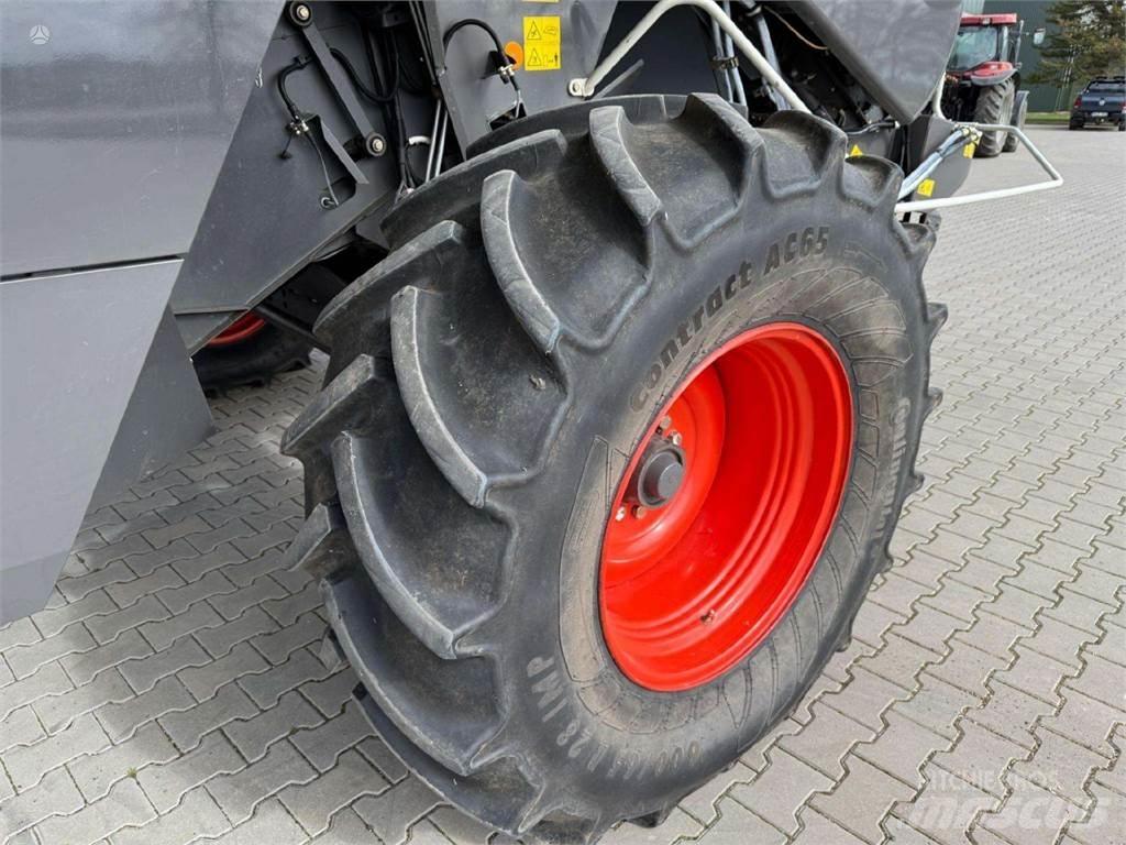 CLAAS LEXION 760 حصادات