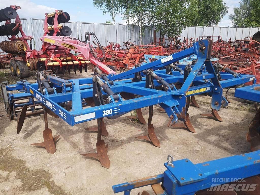 Dal-Bo Dinco 380 زلاقات ميدانية