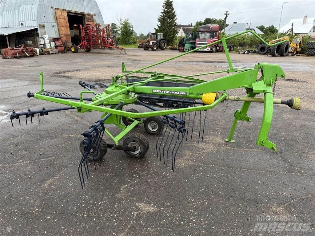 Deutz-Fahr 300 ملقمات خلاط