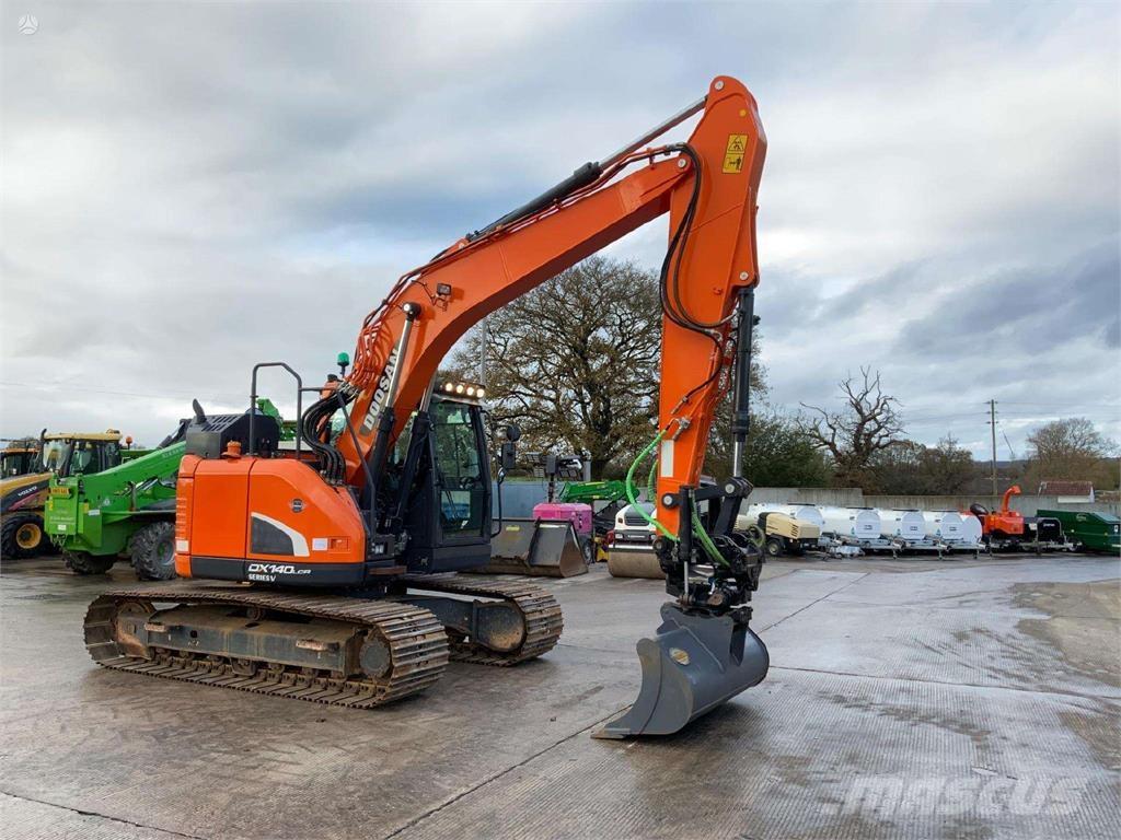 Doosan DX140 LCR حفارات زحافة