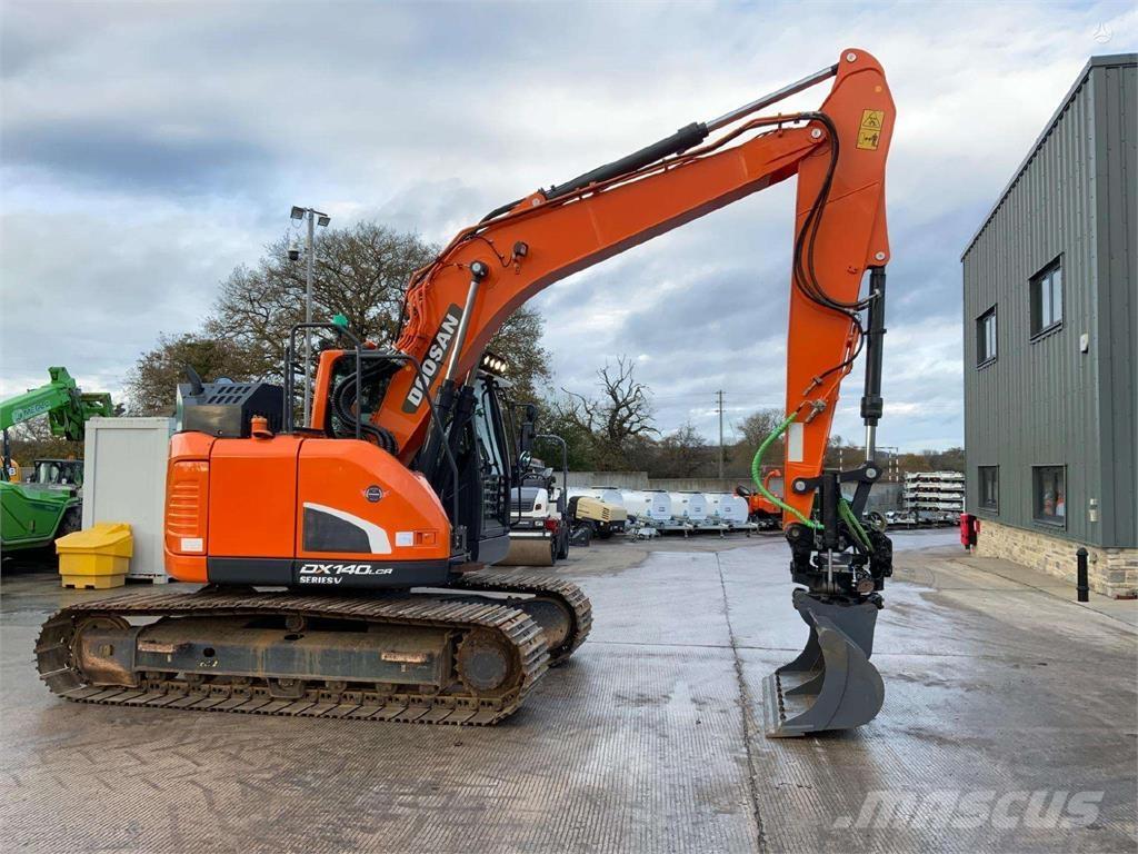 Doosan DX140 LCR حفارات زحافة