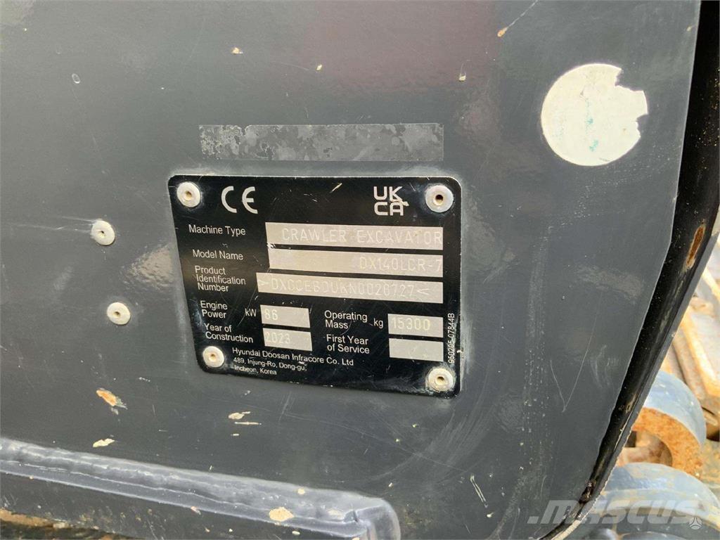 Doosan DX140 LCR حفارات زحافة