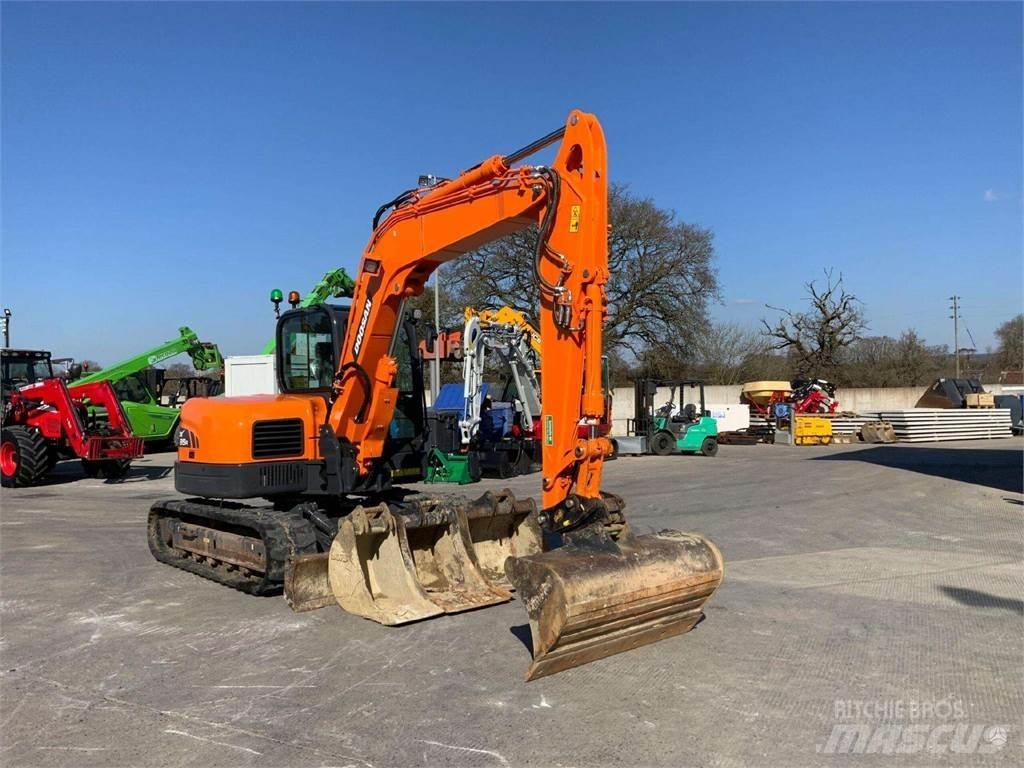 Doosan DX85R حفارات صغيرة أقل من 7 طن (حفارات صغيرة)