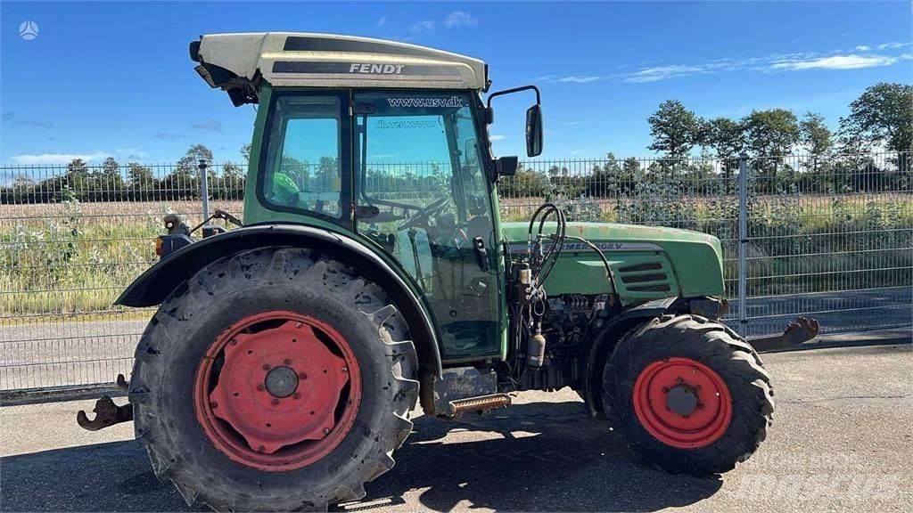 Fendt Farmer 208v الجرارات