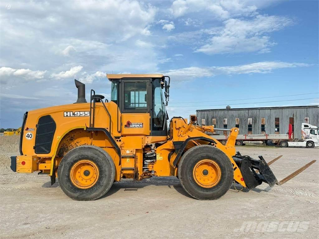 Hyundai HL 955 لوادر بعجل