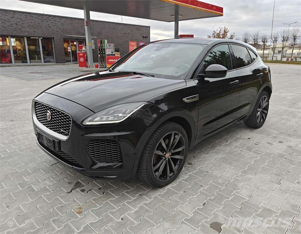 Jaguar  سيارات