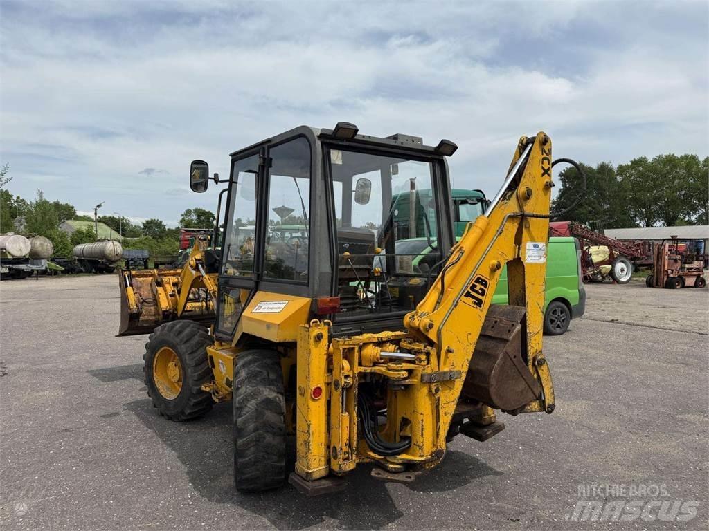 JCB 2CX لوادر ذات جرافات عكسية