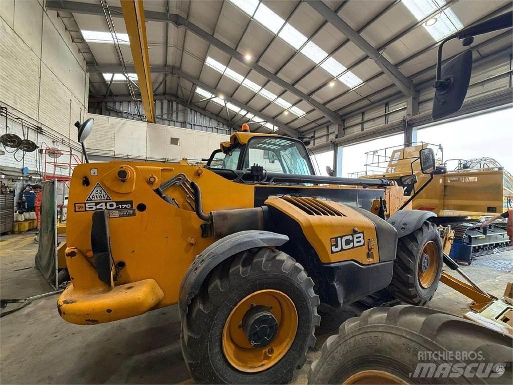 JCB 540-170 مناولات متداخلة