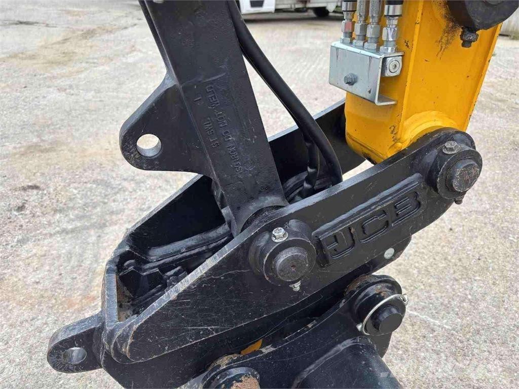JCB 56Z-2 Plus حفارات زحافة