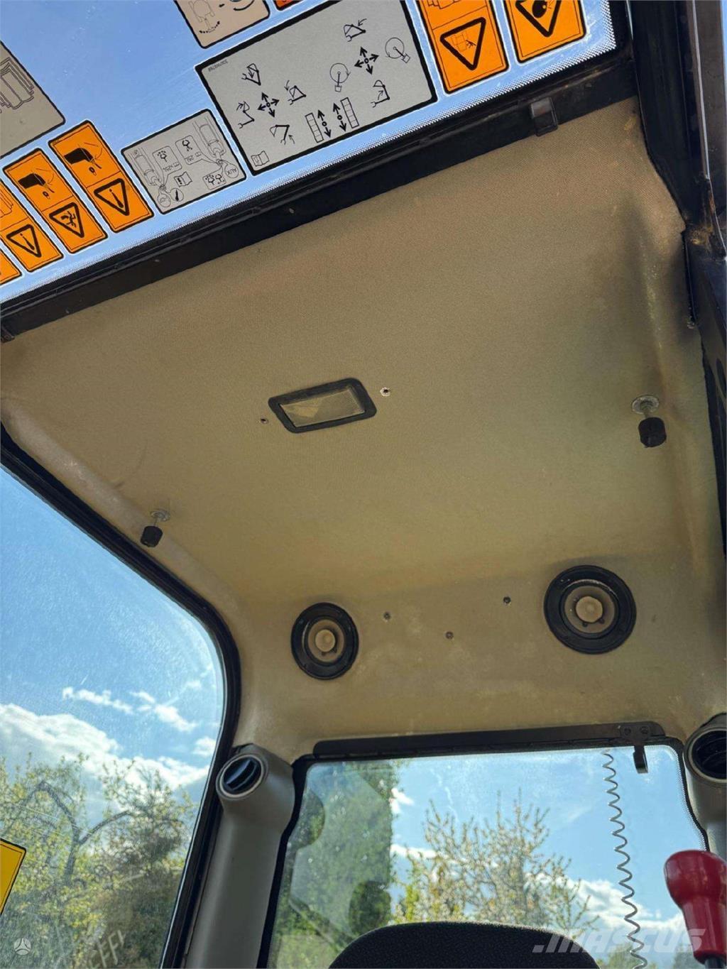 JCB 85Z-1 حفارات زحافة