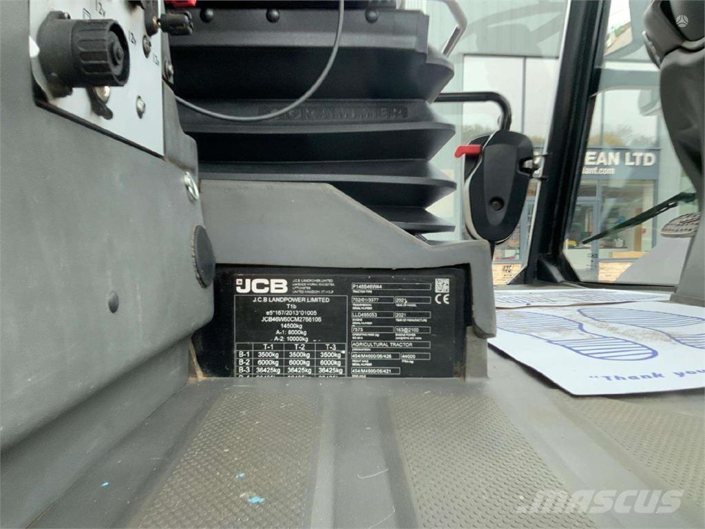 JCB Fastrac 4220 الجرارات