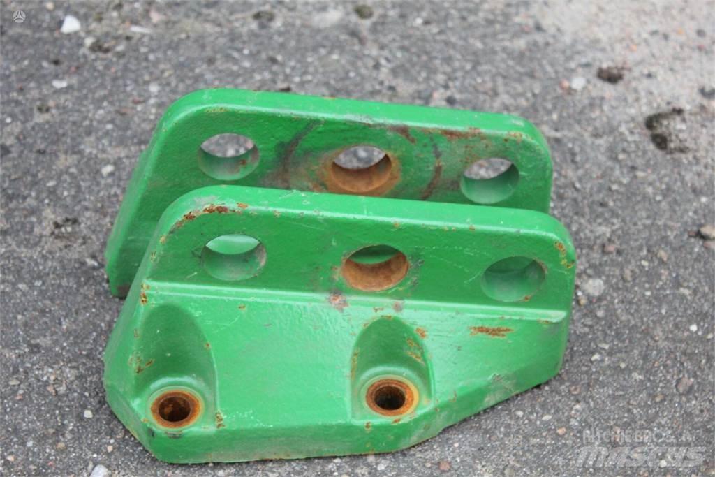 John Deere  ماكينات زراعية أخرى