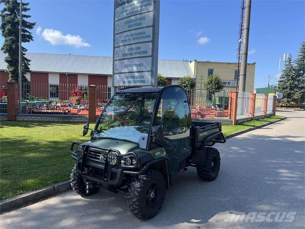 John Deere  مركبات لجميع التضاريس