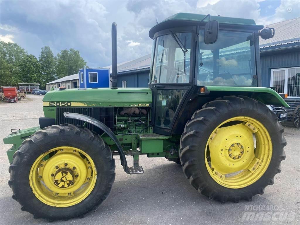 John Deere 2850AS الجرارات