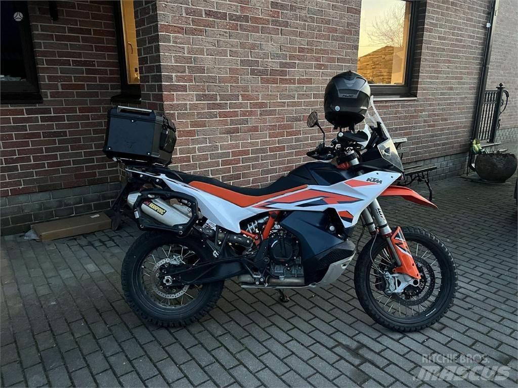 KTM  مركبات لجميع التضاريس