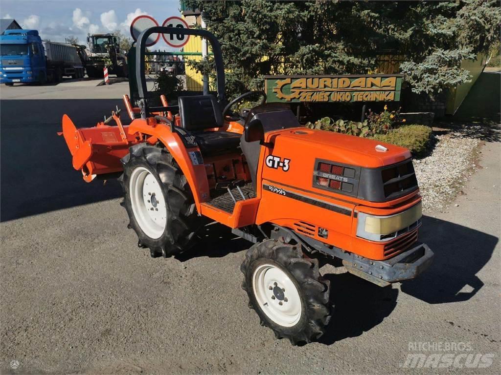 Kubota GT3 الجرارات