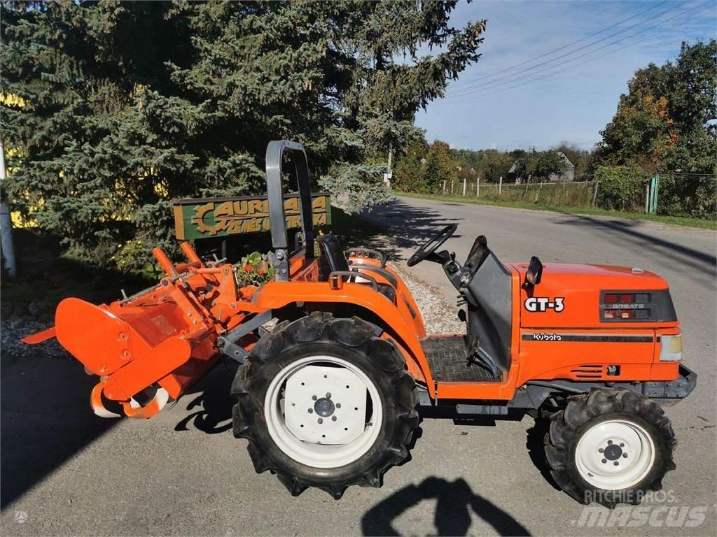 Kubota GT3 الجرارات