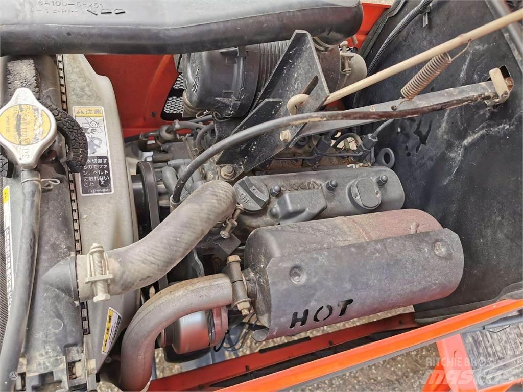 Kubota kb 205 الجرارات
