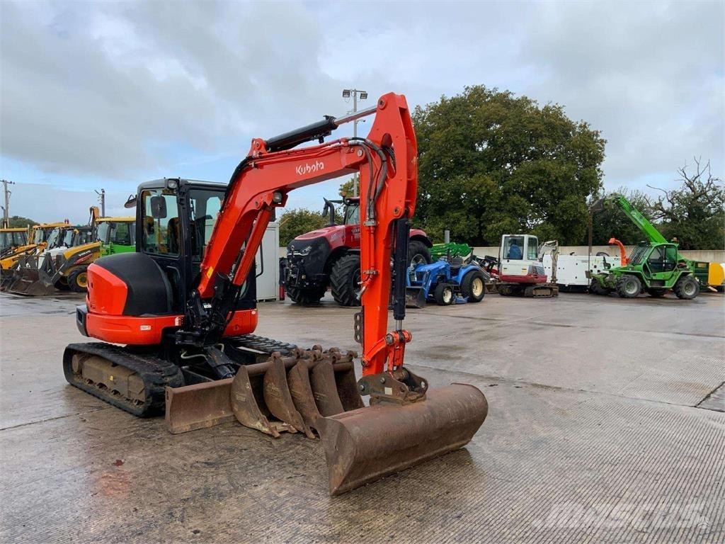 Kubota KX057-4 حفارات زحافة
