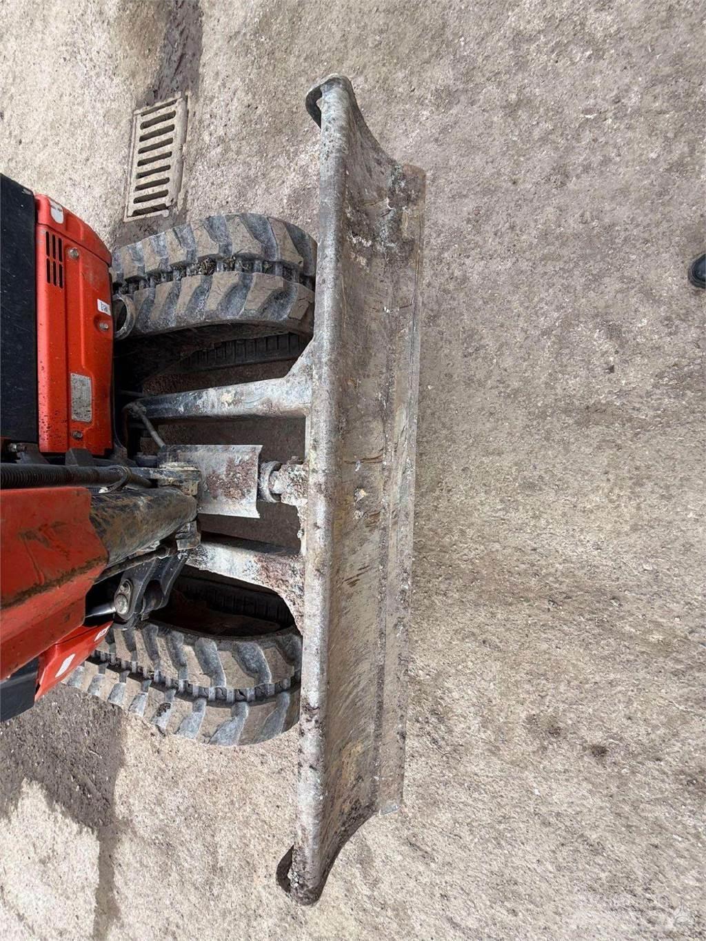 Kubota U27-4 حفارات صغيرة أقل من 7 طن (حفارات صغيرة)