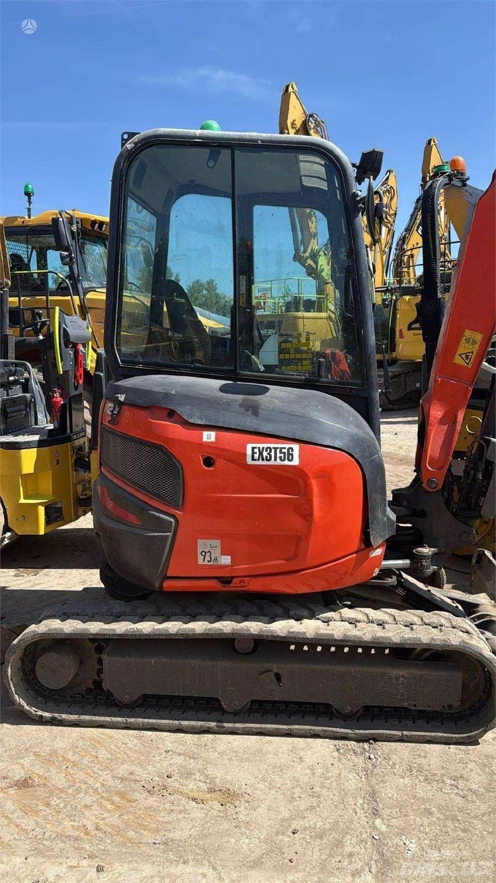 Kubota U27-4 حفارات صغيرة أقل من 7 طن (حفارات صغيرة)