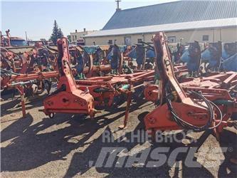 Kverneland EG 100 محاريث تقليدية
