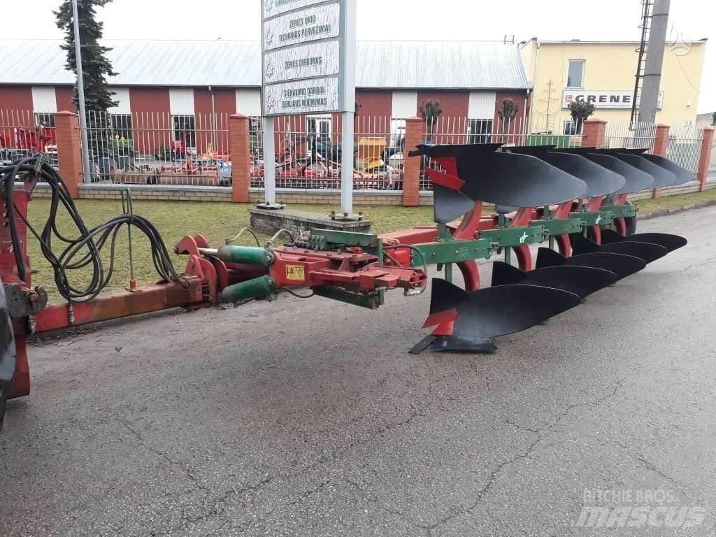 Kverneland PB 100 محاريث تقليدية