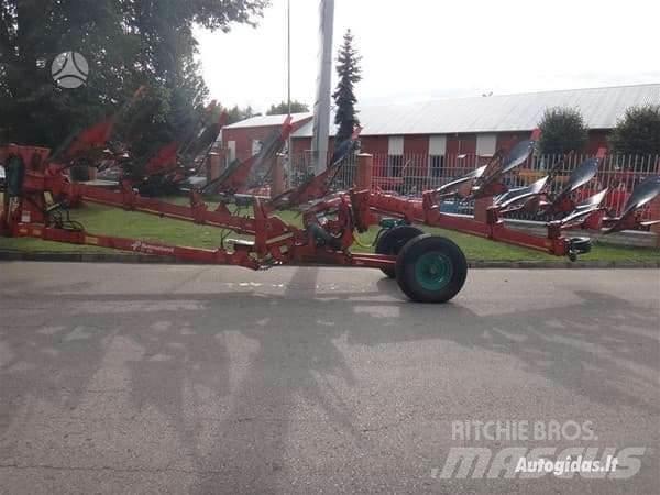 Kverneland PL 100 محاريث تقليدية