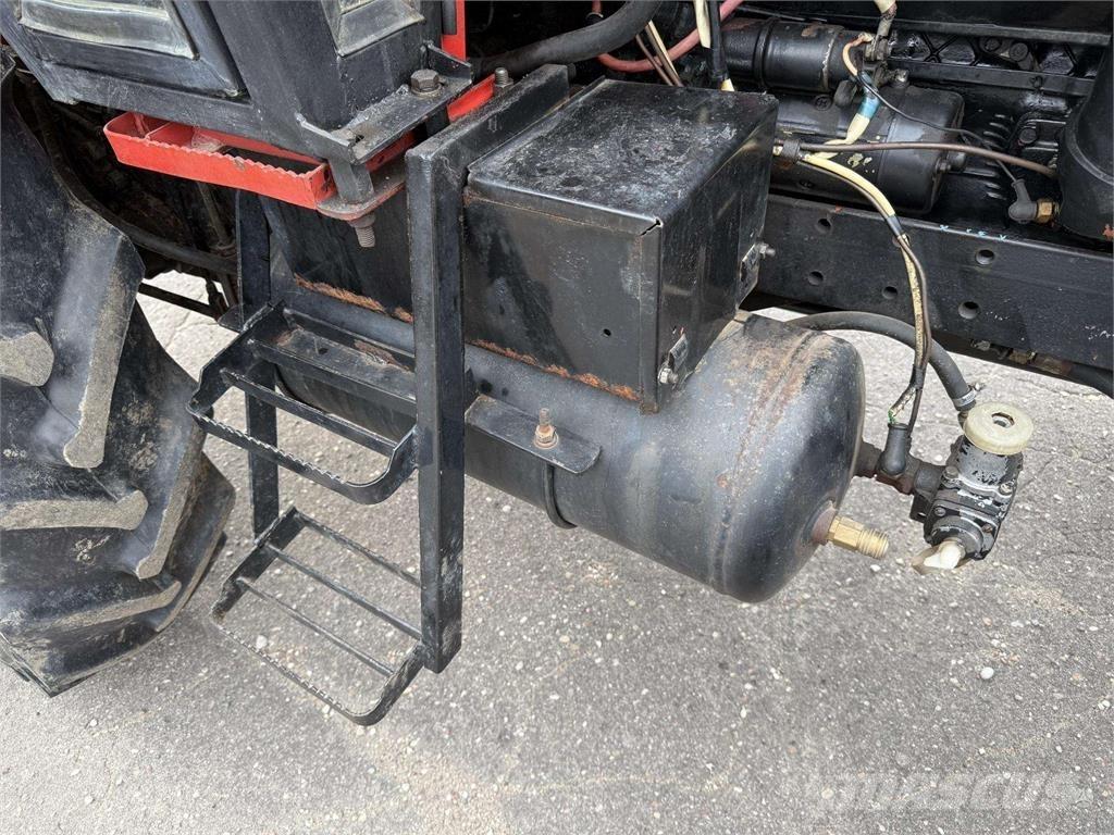  LTZ 55A الجرارات