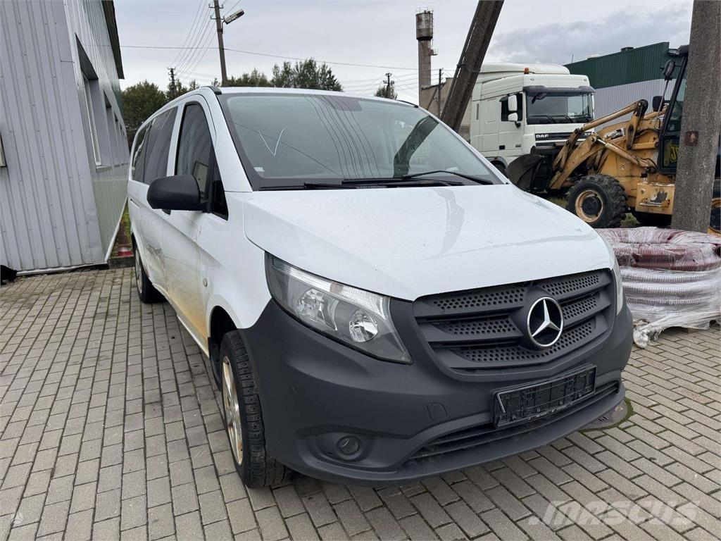 Mercedes-Benz  سيارات