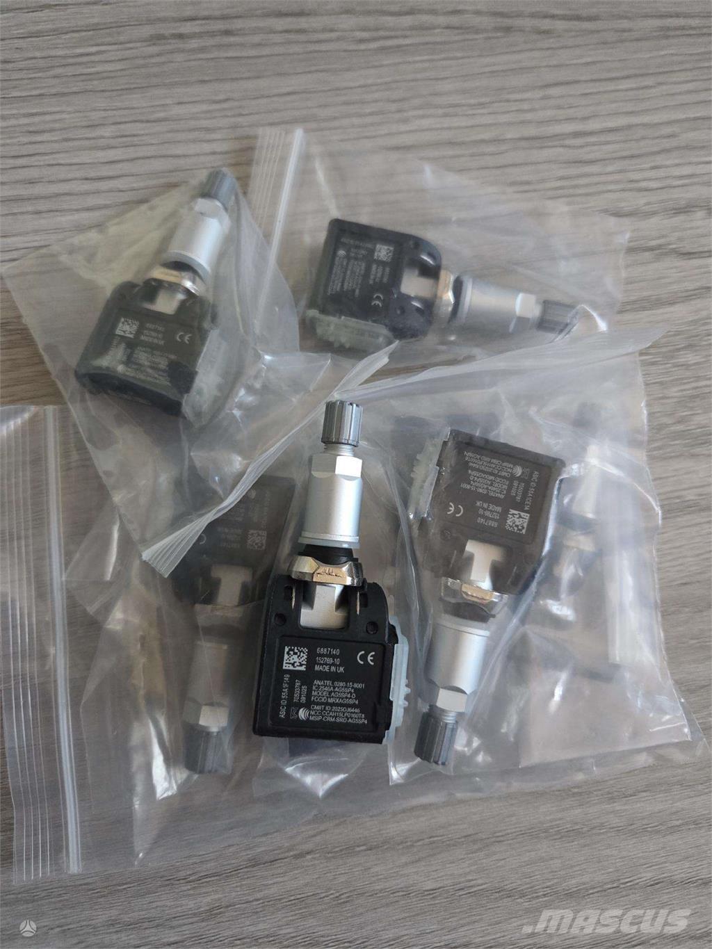 Mercedes-Benz  الإطارات والعجلات والحافات