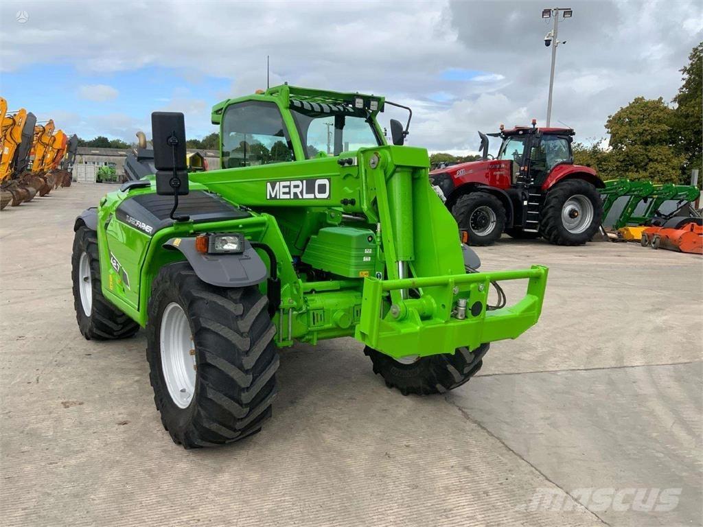 Merlo TF42.7 لوادر وحفارات أمامية