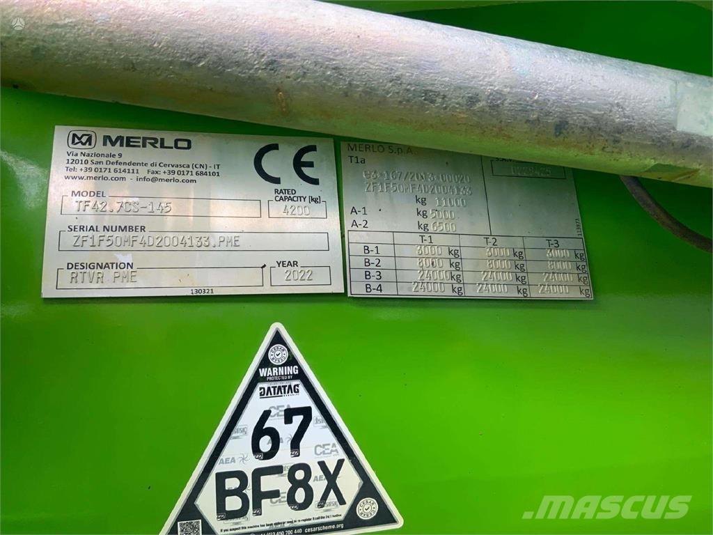 Merlo TF42.7 لوادر وحفارات أمامية