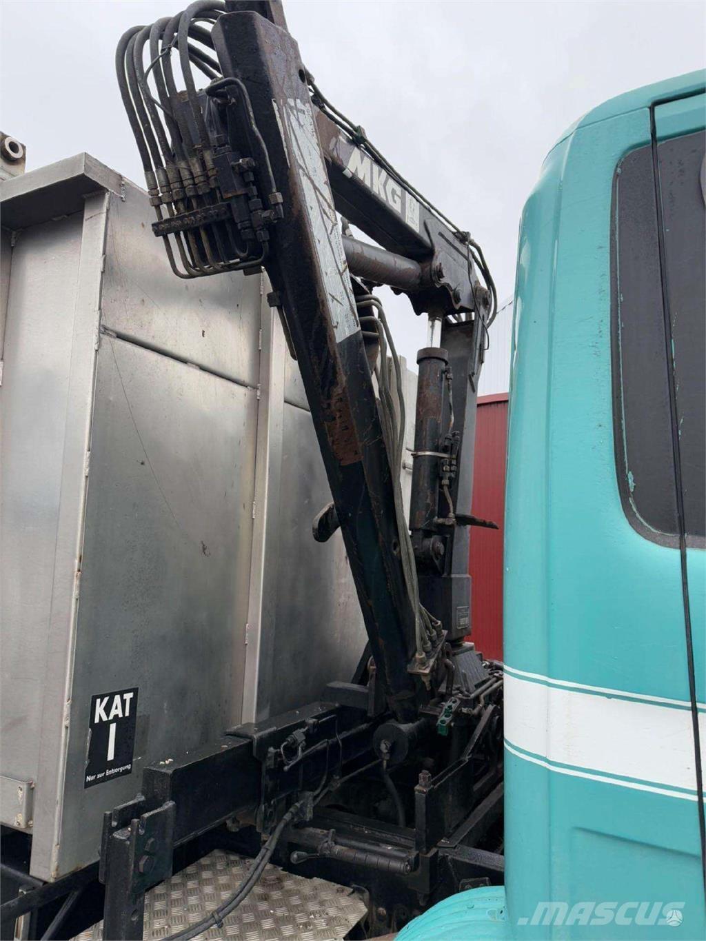 Scania 230 94D شاحنات قلابة