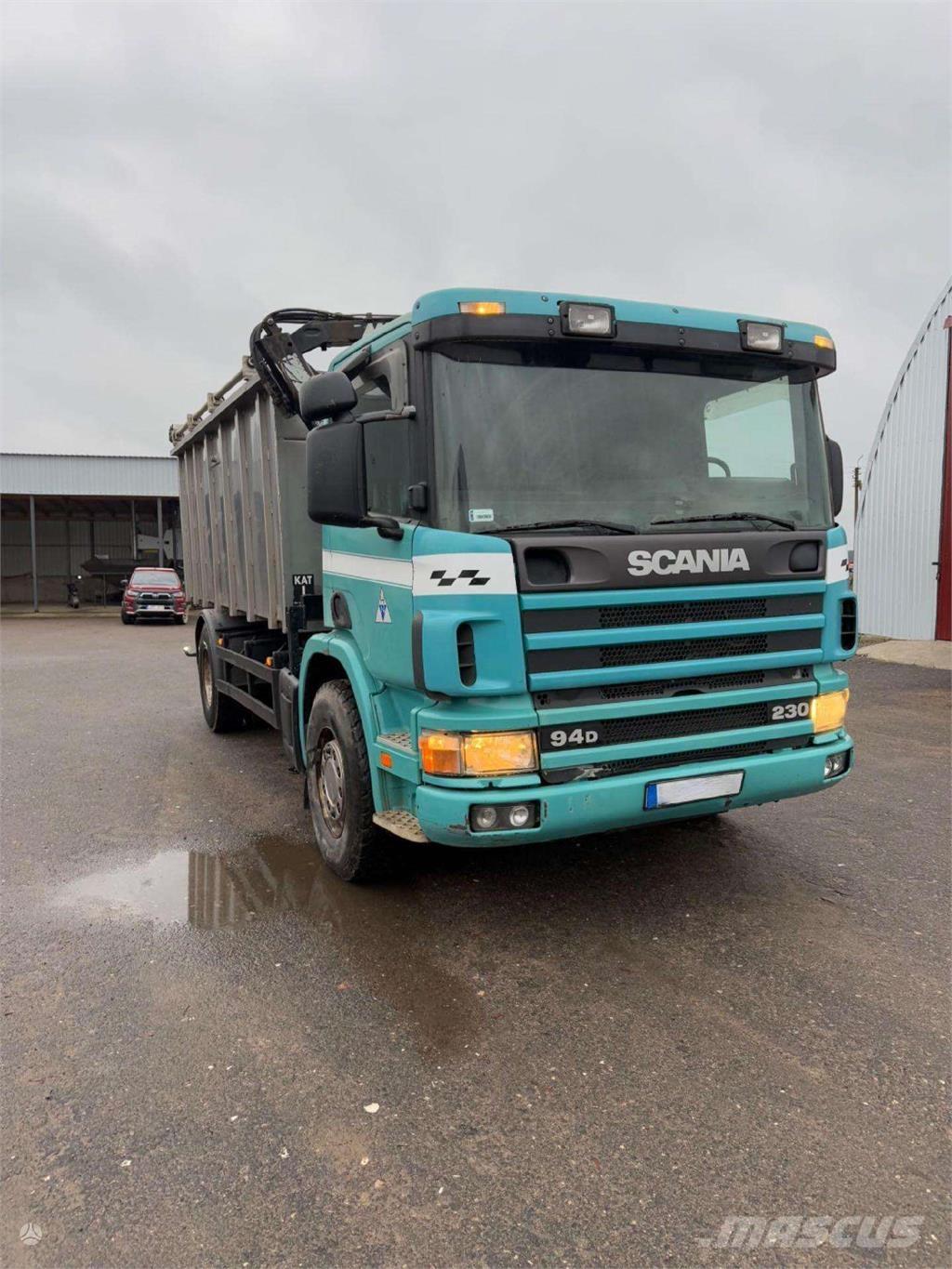 Scania 230 94D شاحنات قلابة