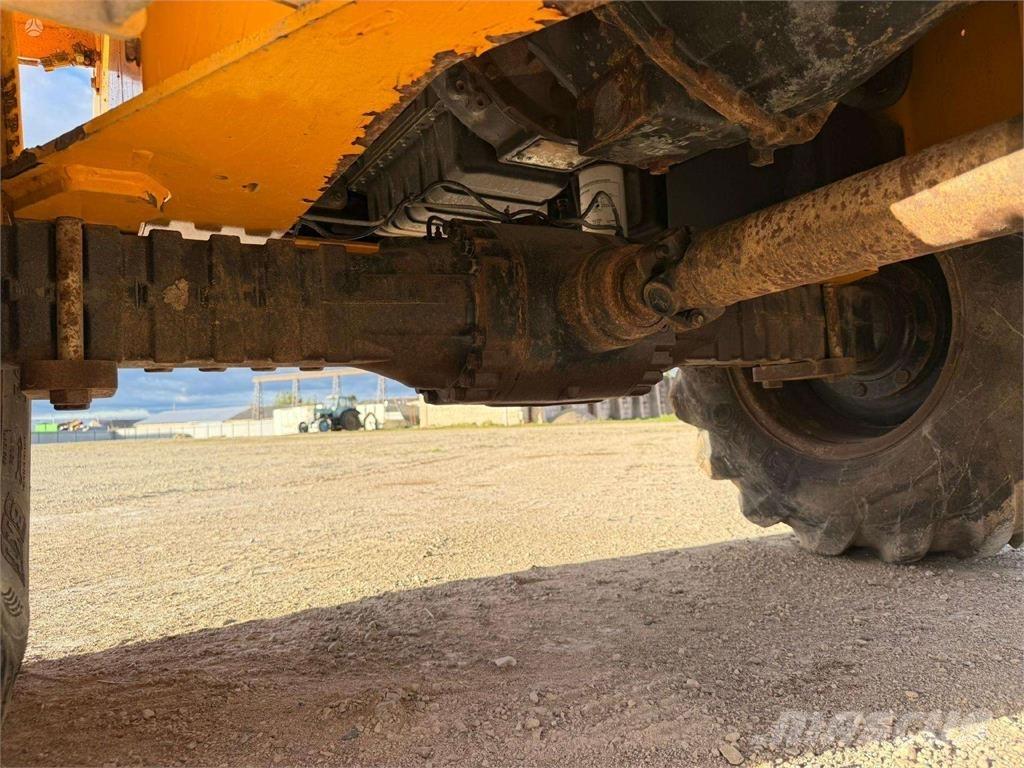 Thwaites 6 TON ساحبات مفصلية