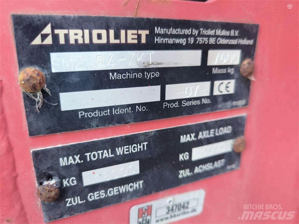 Trioliet sm2-24 ملقمات خلاط