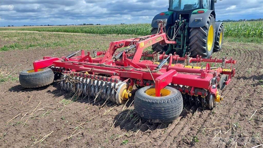 Väderstad CR500 ماكينات زراعية أخرى