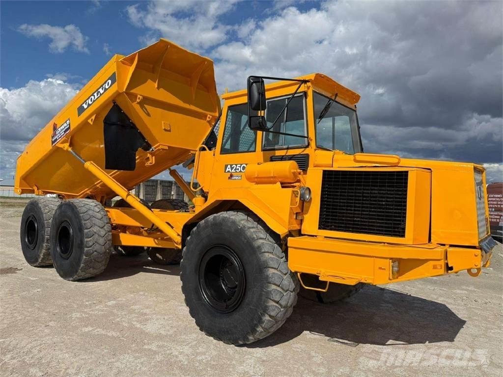 Volvo A25C ساحبات مفصلية