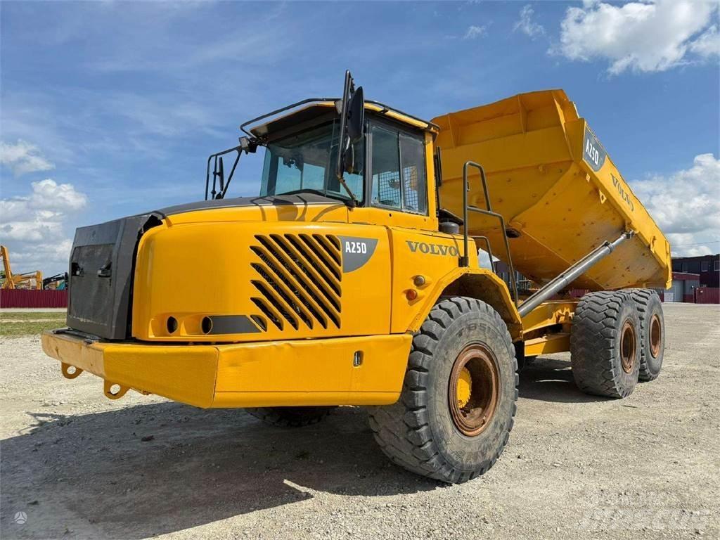 Volvo A25D ساحبات مفصلية