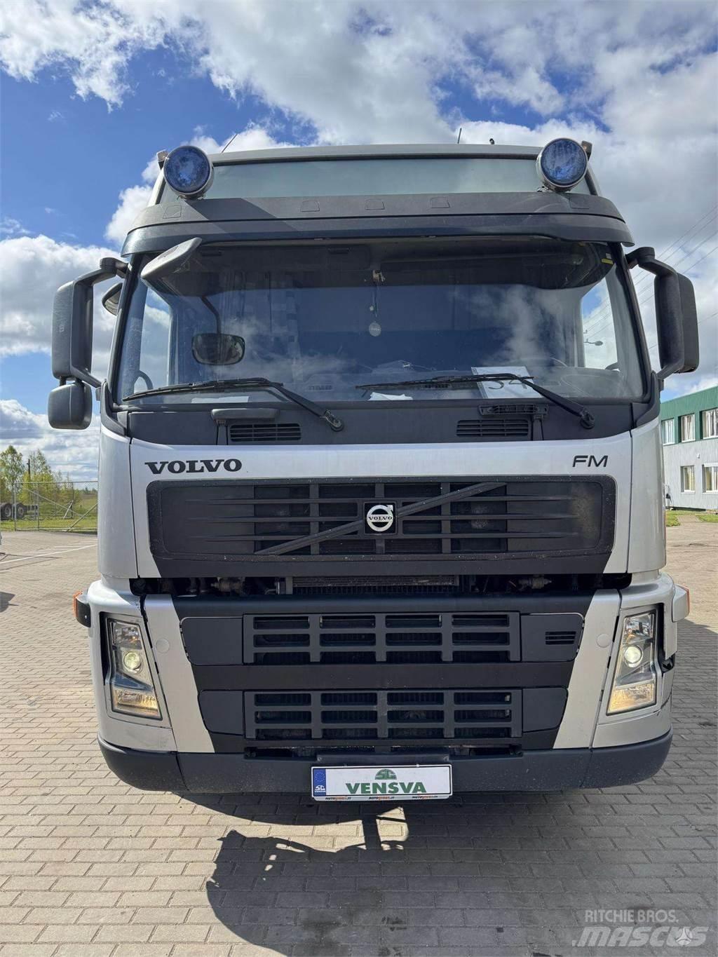 Volvo FM 440 6x2 شاحنات مسطحة/مفصلية الجوانب