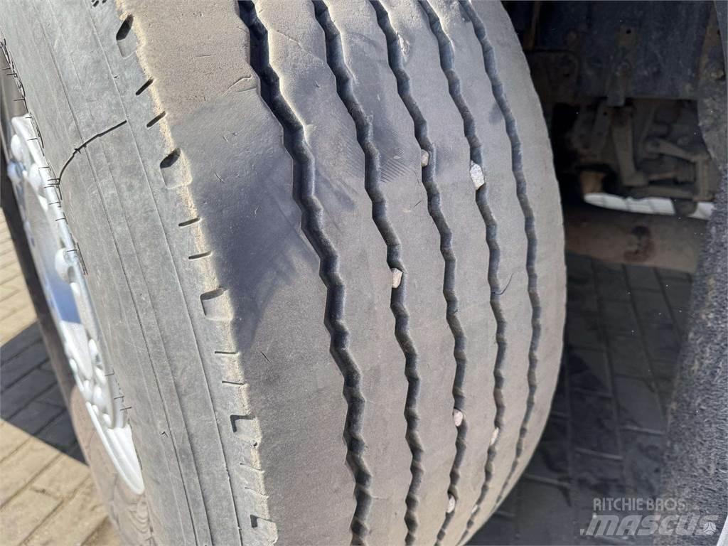 Volvo FM 9 مركبات النقل