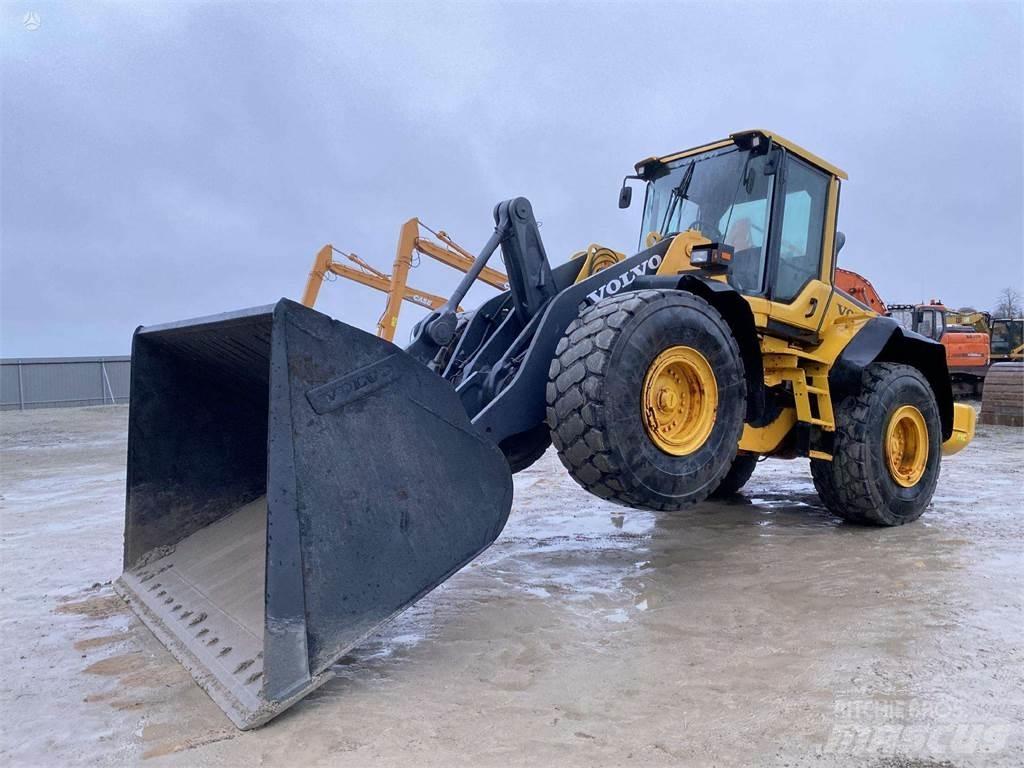 Volvo L120F لوادر بعجل