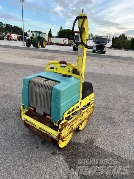 Ammann AR 65 ضاغطات التربة