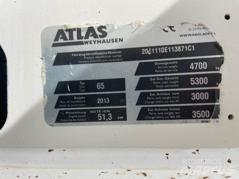 Atlas 65 لوادر صغيرة