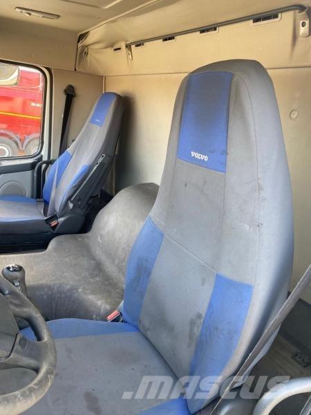 Volvo FM12 شاحنات الرافعات