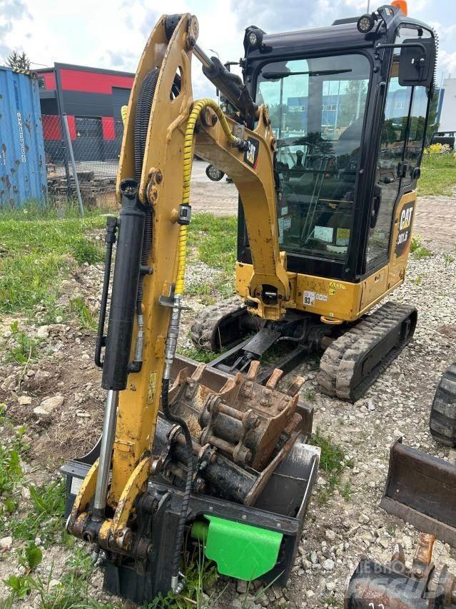 CAT 301.6 حفارات صغيرة أقل من 7 طن (حفارات صغيرة)
